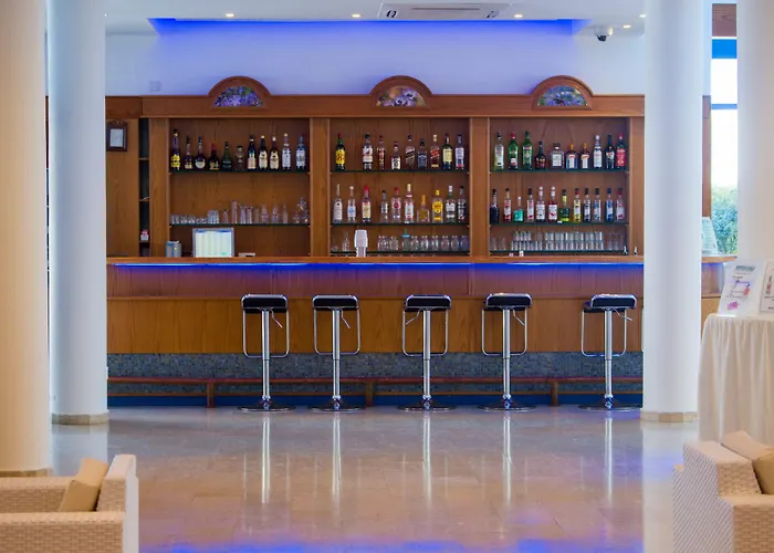 Anonymous (adults Only)