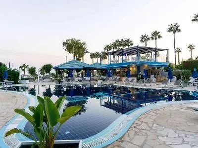 Anonymous (adults Only) 3*