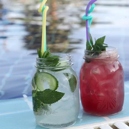 Anonymous (adults Only) ホテル