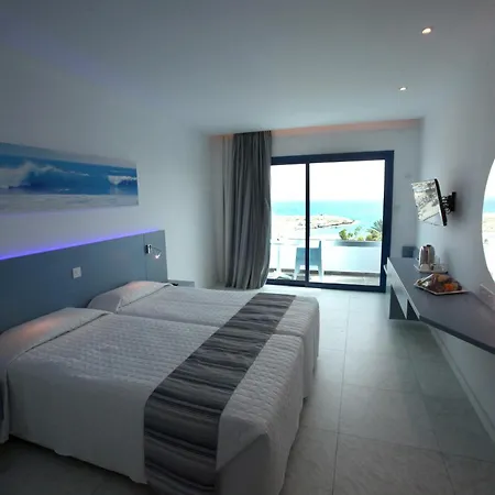 Anonymous (adults Only) 3* アヤナパ