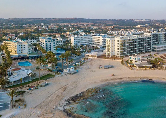 Anonymous (adults Only) Hotell