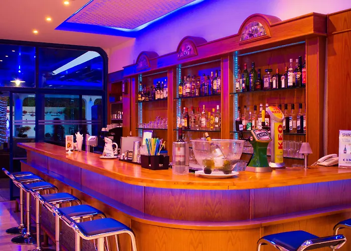 Anonymous (adults Only)